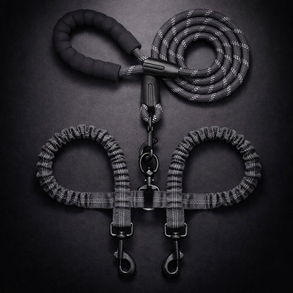 Double leash for small and medium dogs